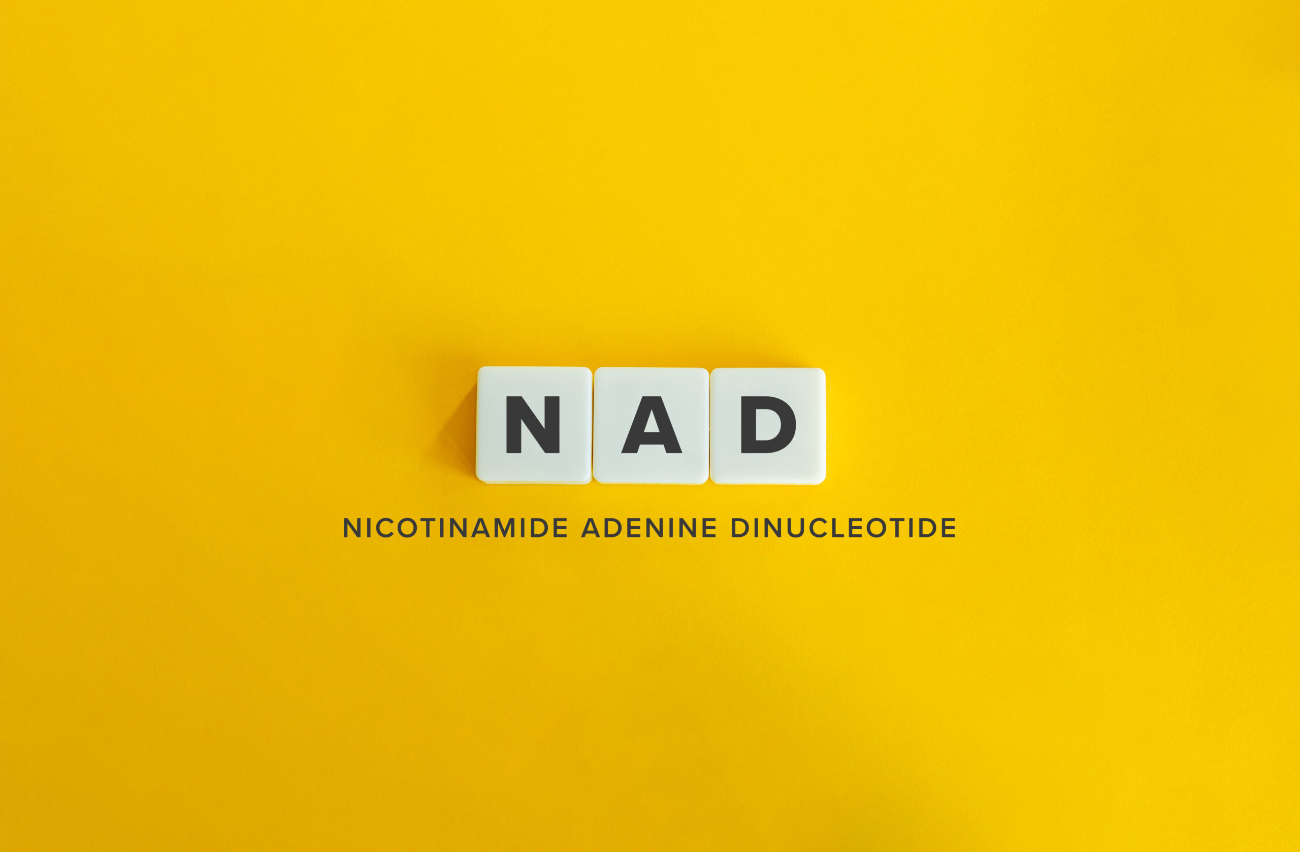 NAD⁺とは？加齢とともに減る理由と、増やし方を最新研究から解説